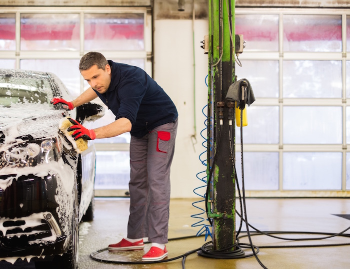 Autopflege – Befreien Sie Ihr Fahrzeug von Schmutz Autopflege