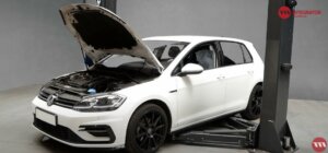 Wie wird der Innenraumfilter im VW Golf VII 1.4 TSI gewechselt?